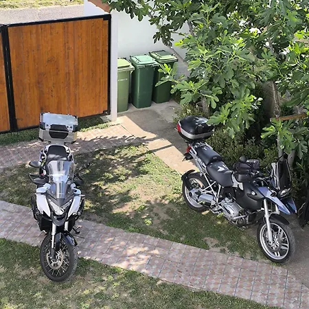 Maison Standard Apartman Kúla