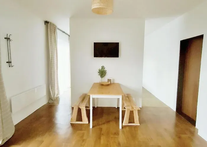 Maison Standard Kula